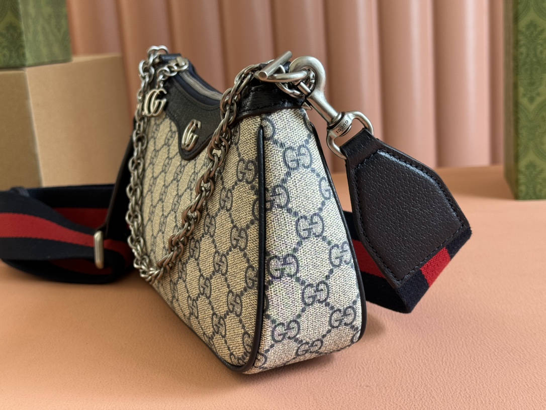 Gucci Hobo Bags